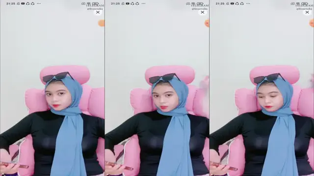 Ketika Cewek Hijabers Buka Bukaan Pake Red Lingerie Dream