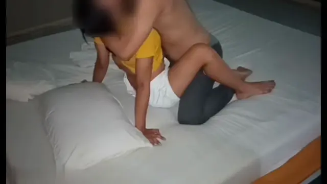 Skandal Wanita Check In Dengan Teman Kantornya Sendiri Hot