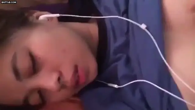 Bokep Sicantik Sange Berat Tak Tertahankan