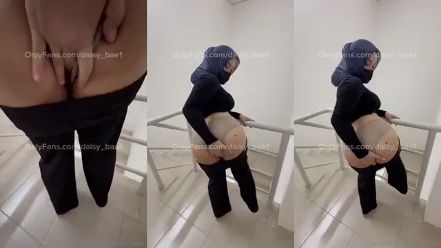 Hijab Binal Ngentot di Tangga Darurat Apartemen