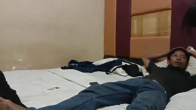 Ngajak Selingkuhan Ke Hotel